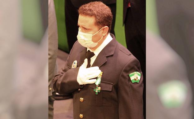 Medalla de Andalucía al Mérito Policial para un agente de la Policía Local de Úbeda