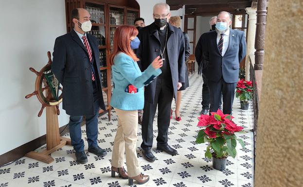 Visita del nuevo obispo de la Diócesis de Jaén a la ciudad y al Ayuntamiento