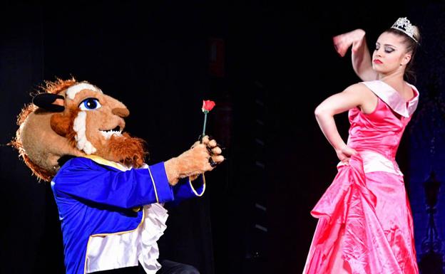 Éxito del espectáculo musical 'Héroes y princesas'