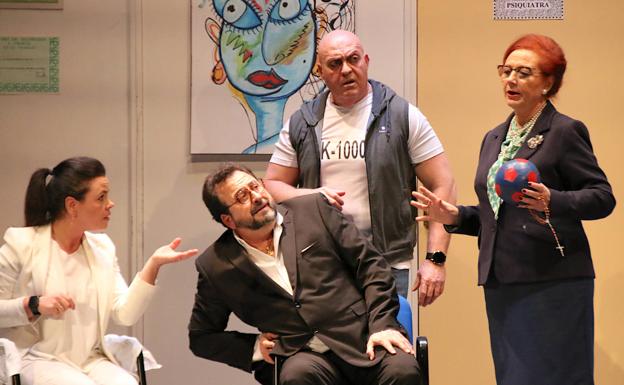 Representación teatral a beneficio de la Asociación de Enfermos de Crohn