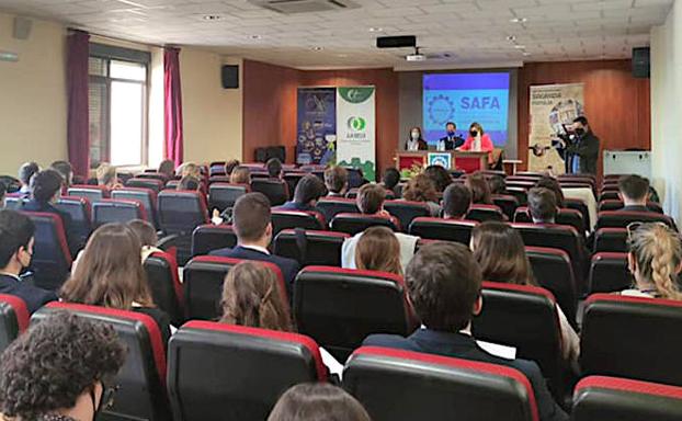 Safa Úbeda acoge la Liga de Debate Unijes coincidiendo con el año ignaciano