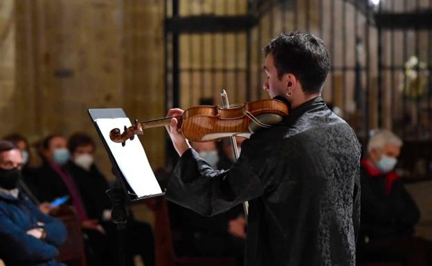 Un concierto y una mesa redonda abrieron el Festival de Música Religiosa y Cofrade 'Ars Sacrum'