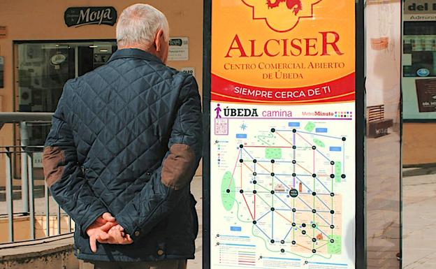 Úbeda estrena su 'Metrominuto' aprovechando los paneles de información comercial