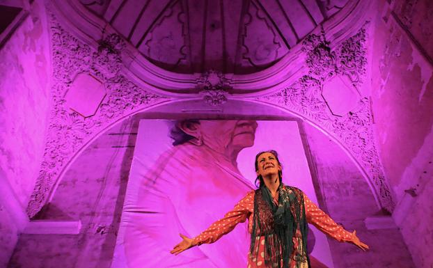 Amparo Navarro abrió un fin de semana flamenco que también tendrá a Antonio Canales