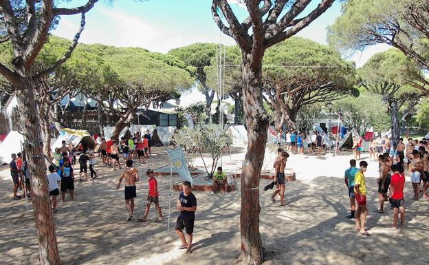 Regresan los campamentos de verano que JAC organiza en la playa de La Barrosa