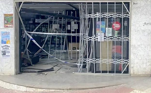 Robo por alunizaje en un establecimiento de telefonía de Úbeda