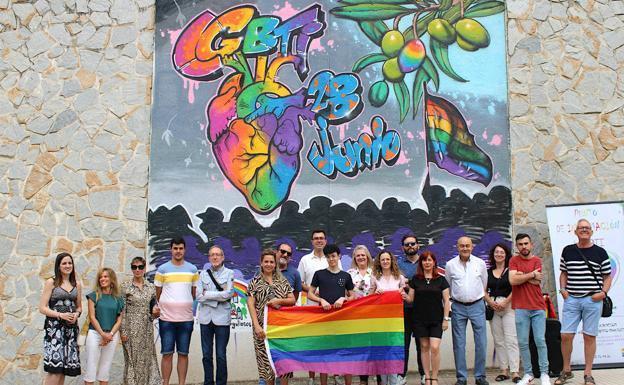 Un nuevo mural para visibilizar al colectivo LGTBI