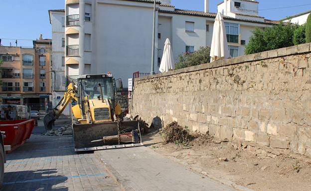 Intervención en la calle San José para mejorar la movilidad y la delantera de la Estación de Autobuses