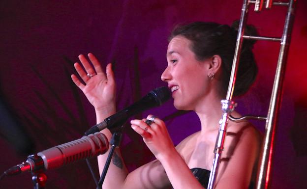 Rita Payés encandiló al público de San Lorenzo