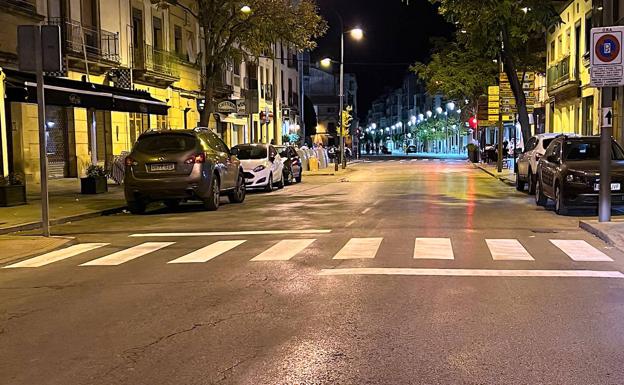 Repintado de más de 150 pasos de peatones y otras señales horizontales