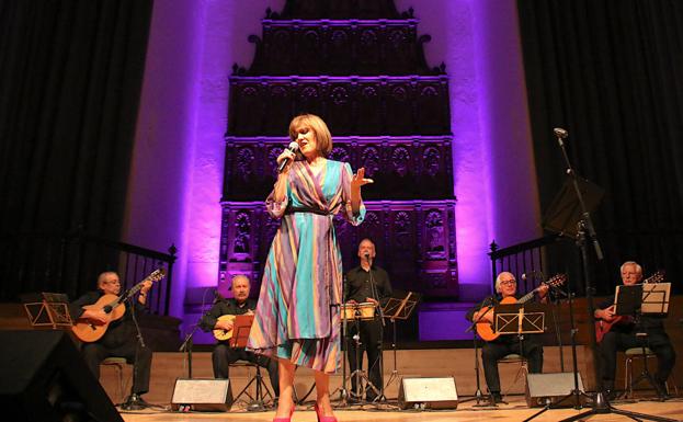'Música para recordar' en el regreso a los escenarios del grupo Sabor con la voz de Theressa