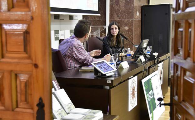Espido Freire puso el broche de oro al Certamen Internacional de Novela Histórica 'Ciudad de Úbeda'