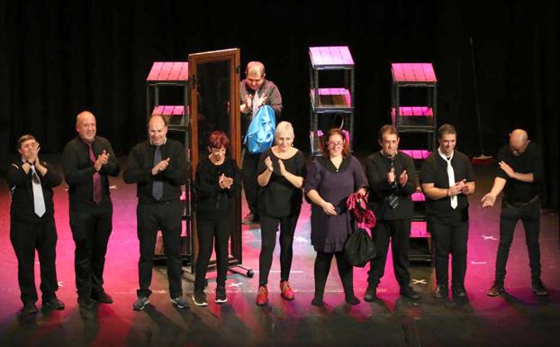 Teatro para abordar lo social desde lo social