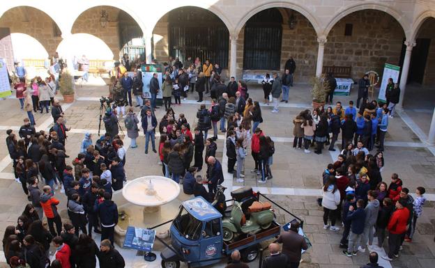 El Hospital de Santiago se transformó en 'El patio de la diversidad'
