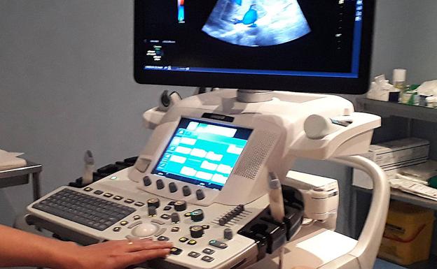 Estiman indemnizar a un niño de Úbeda que perdió un testículo por negligencia médica