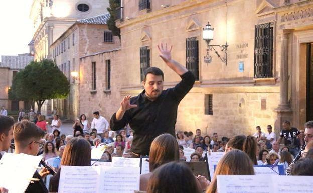 Reconocimiento para una obra de Cristóbal López Gándara inspirada en Úbeda