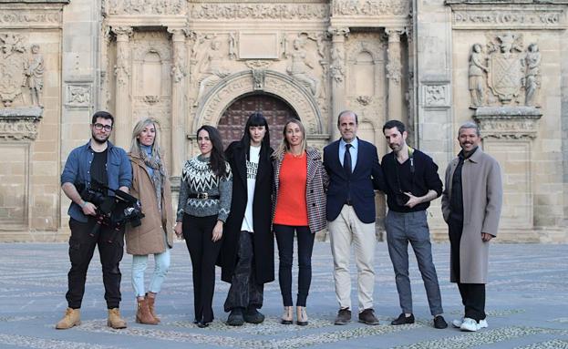 La ciudad volvió a ser escenario de una sesión fotográfica para una editorial de moda internacional