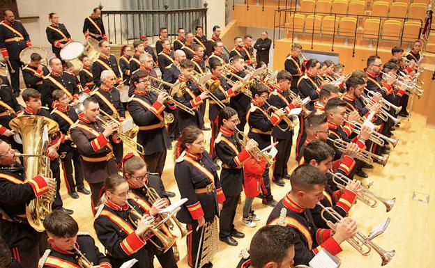 Concierto de marchas procesionales a cargo de la Agrupación Musical 'Arroquia Martínez' de Jódar