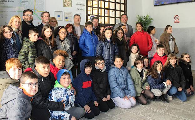 Los alumnos de la Trinidad cuentan con un camino escolar seguro y sostenible