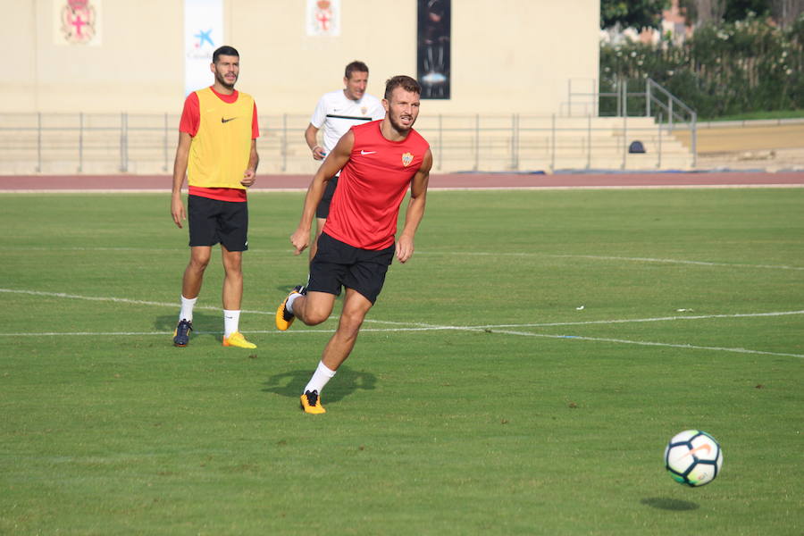 Ramis sorprende otra vez con la lista del Almería