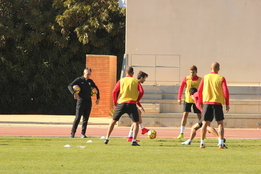 Lucas Alcaraz quiere que el Almería juegue como entrena