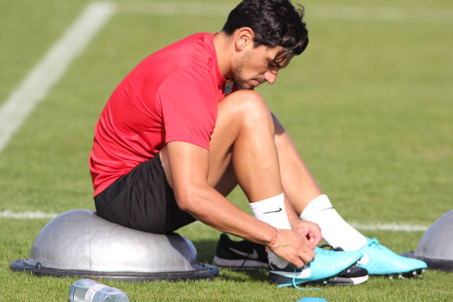 José Antonio Verza y Hicham alivian la enfermería del Almería