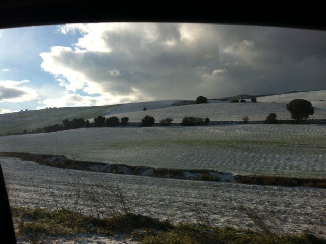 La nieve cubre varios municipios de Granada