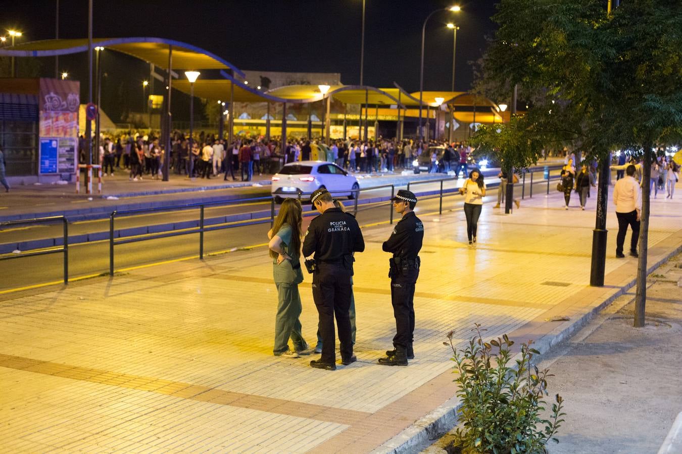 Más de tres mil personas en el botellódromo