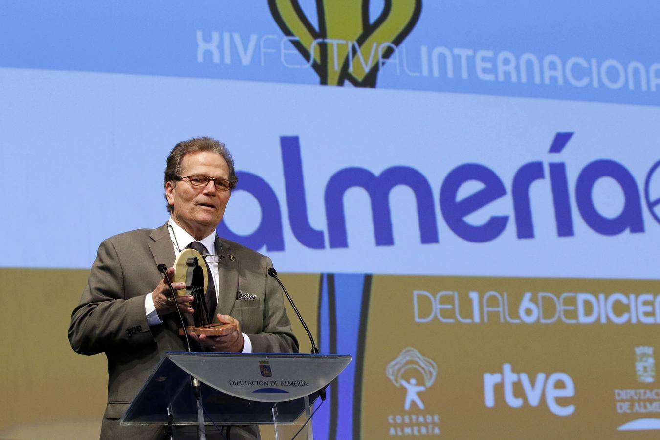 "Estaría encantado de volver a rodar en Almería"