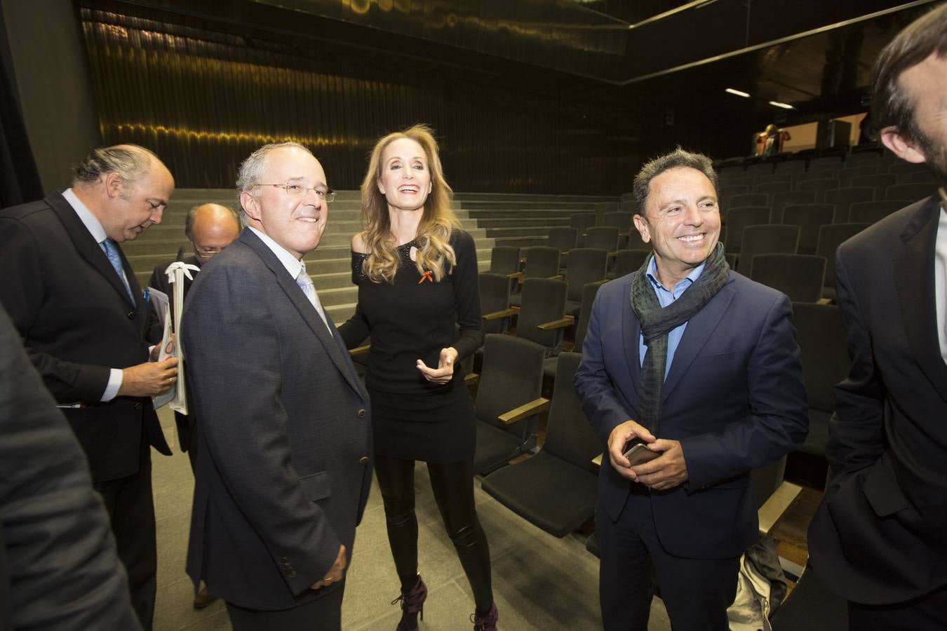 Con 68 euros al mes por paciente la cirugía protésica devuelve la calidad de vida