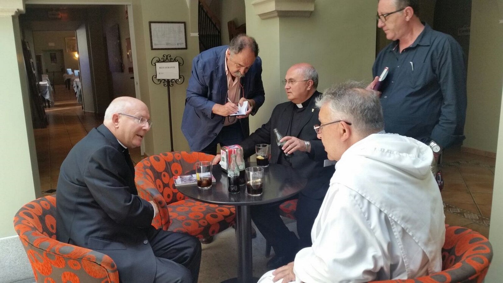 El nuevo obispo de Jaén visita a la Morenita