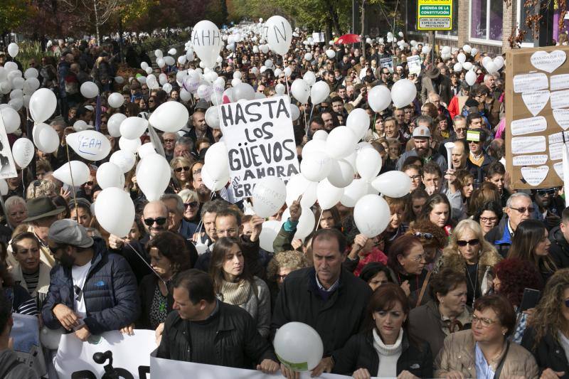 Granada en la calle "por dos hospitales completos"