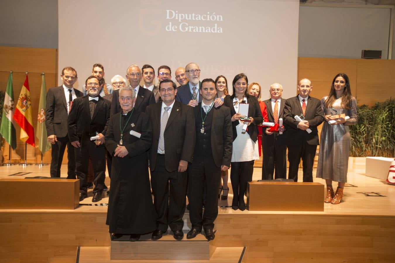 El cantaor Pinilla y el hermano Gutiérrez Ferrer, hijos predilectos de Granada
