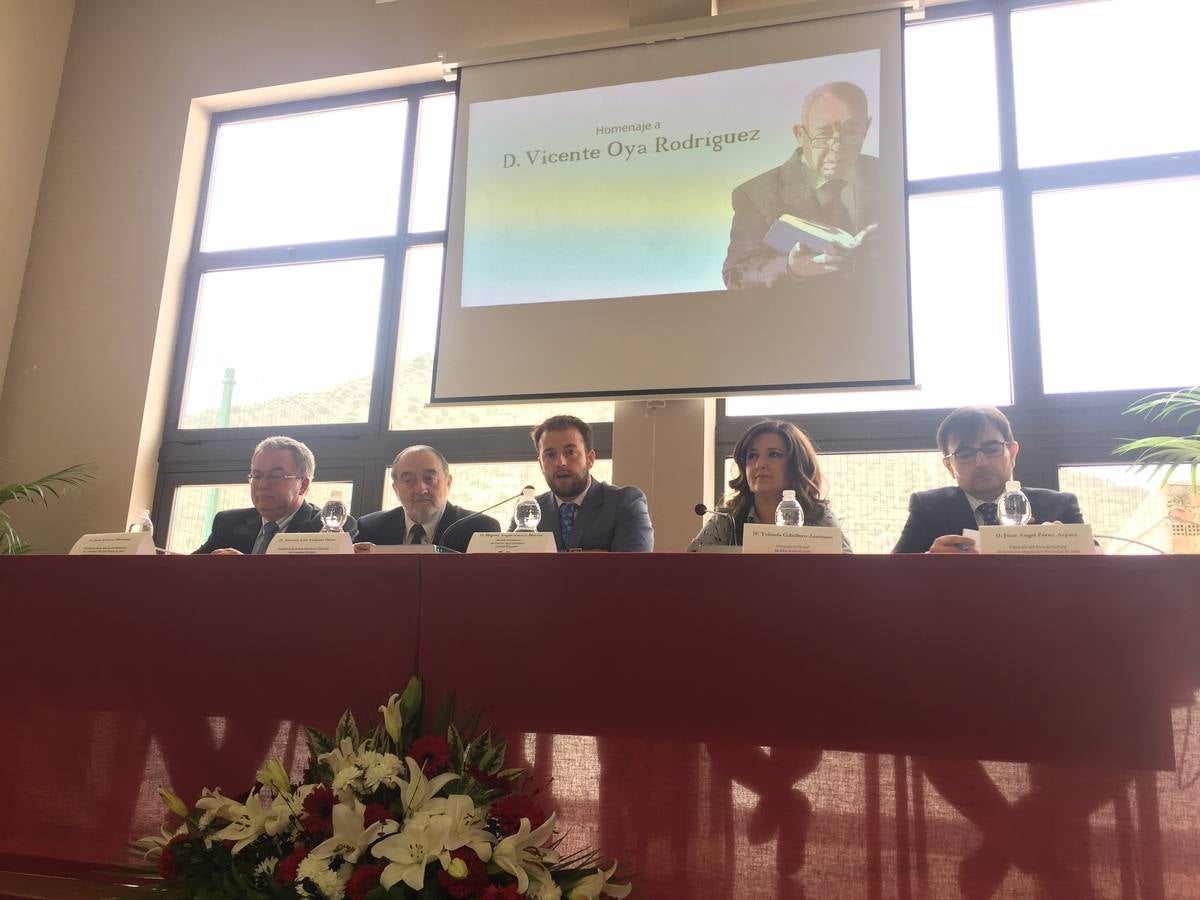 El «único e irrepetible» Vicente Oya