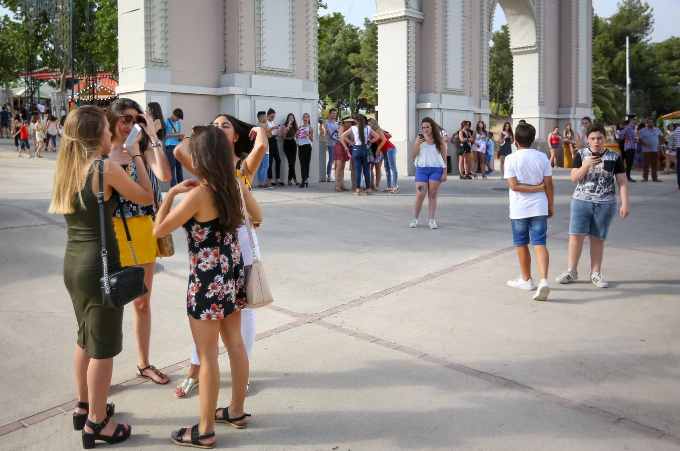 Los futuros universitarios conquistan el ferial