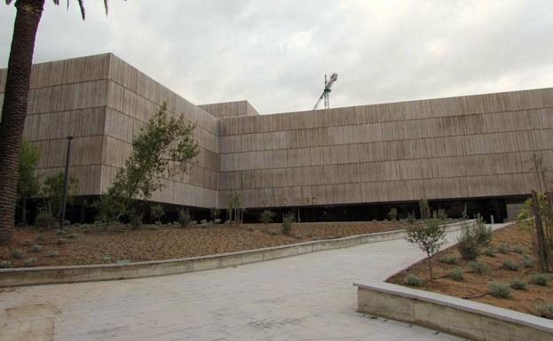 El alcalde propone el 11 de julio para la reunión del Museo Íbero