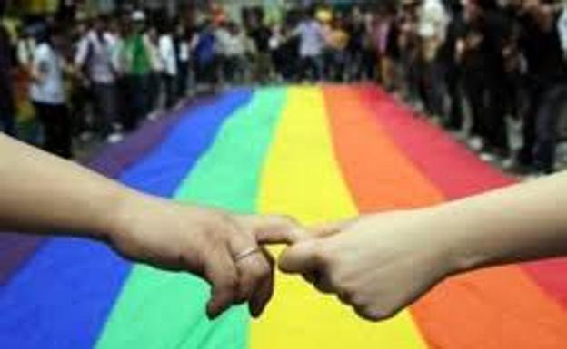 Dos lesbianas, agredidas en Lleida por besarse a las puertas de bar