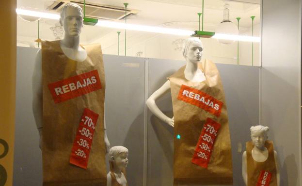 Consejos de FACUA para las rebajas de verano 2017: Cuidado con estos fraudes