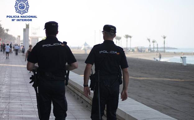 'Cazan' a dos mujeres croatas tras asaltar once pisos en Almería