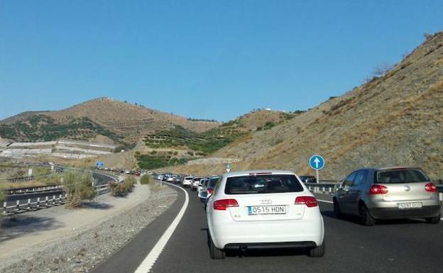Atasco para volver a Granada desde la Costa