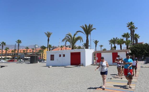 Motril y Salobreña, sin vigilantes de la playa en pleno verano