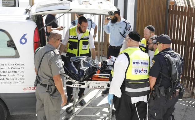 Fallecen dos de los policías heridos en el ataque de Jerusalén