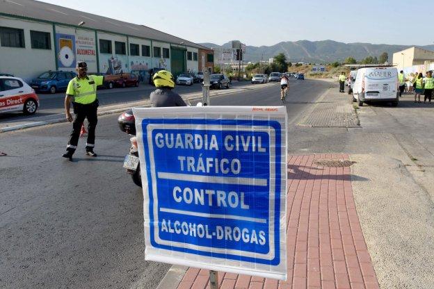 El consumo de drogas provoca ya más retiradas de carné que el alcohol al volante