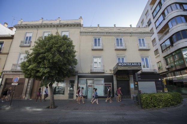 Luz verde a la demolición del Hotel Montercarlo, el edificio donde residió Lorca