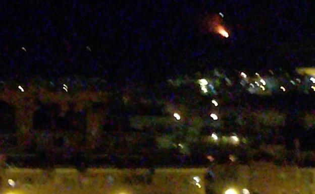 Dos incendios entre el Fargue y Víznar agitan la noche granadina