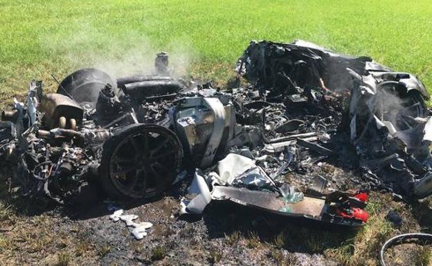 Destroza su Ferrari una hora después de comprarlo