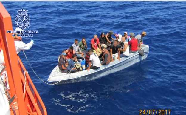 Introducían en España a inmigrantes argelinos previo pago de 250 a 600 euros