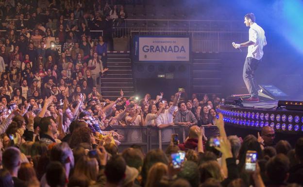 Vanesa Martín y Melendi pondrán banda sonora a la Feria de 2017
