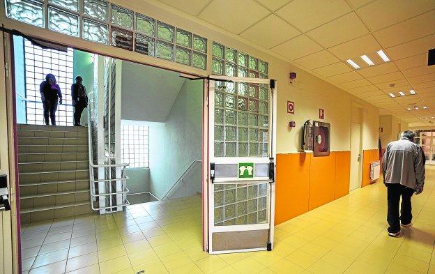 La Justicia ordena cada año el ingreso de unos 100 almerienses en psiquiátricos y residencias