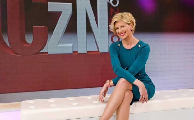 Anne Igartiburu disfruta de Granada en sus vacaciones